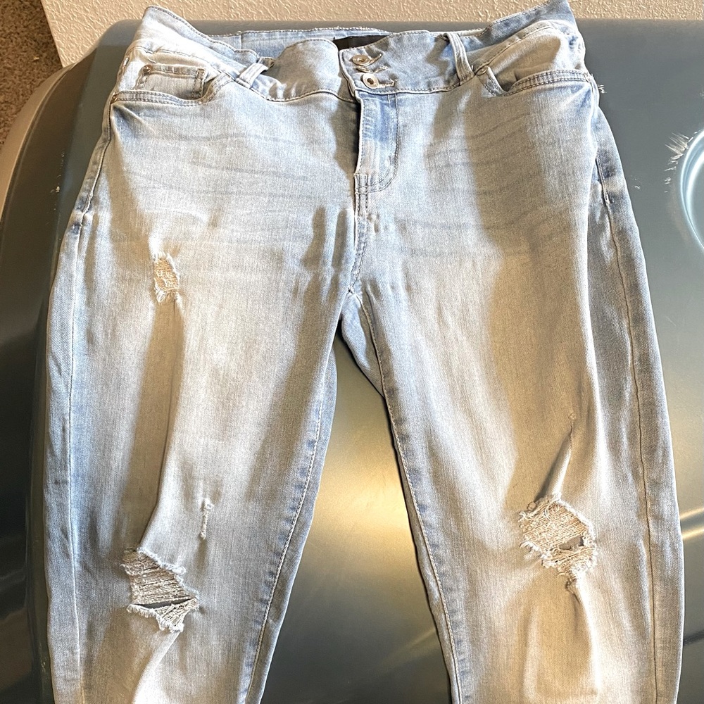 Kendall + Kylie - Ultra BABE Skinny
